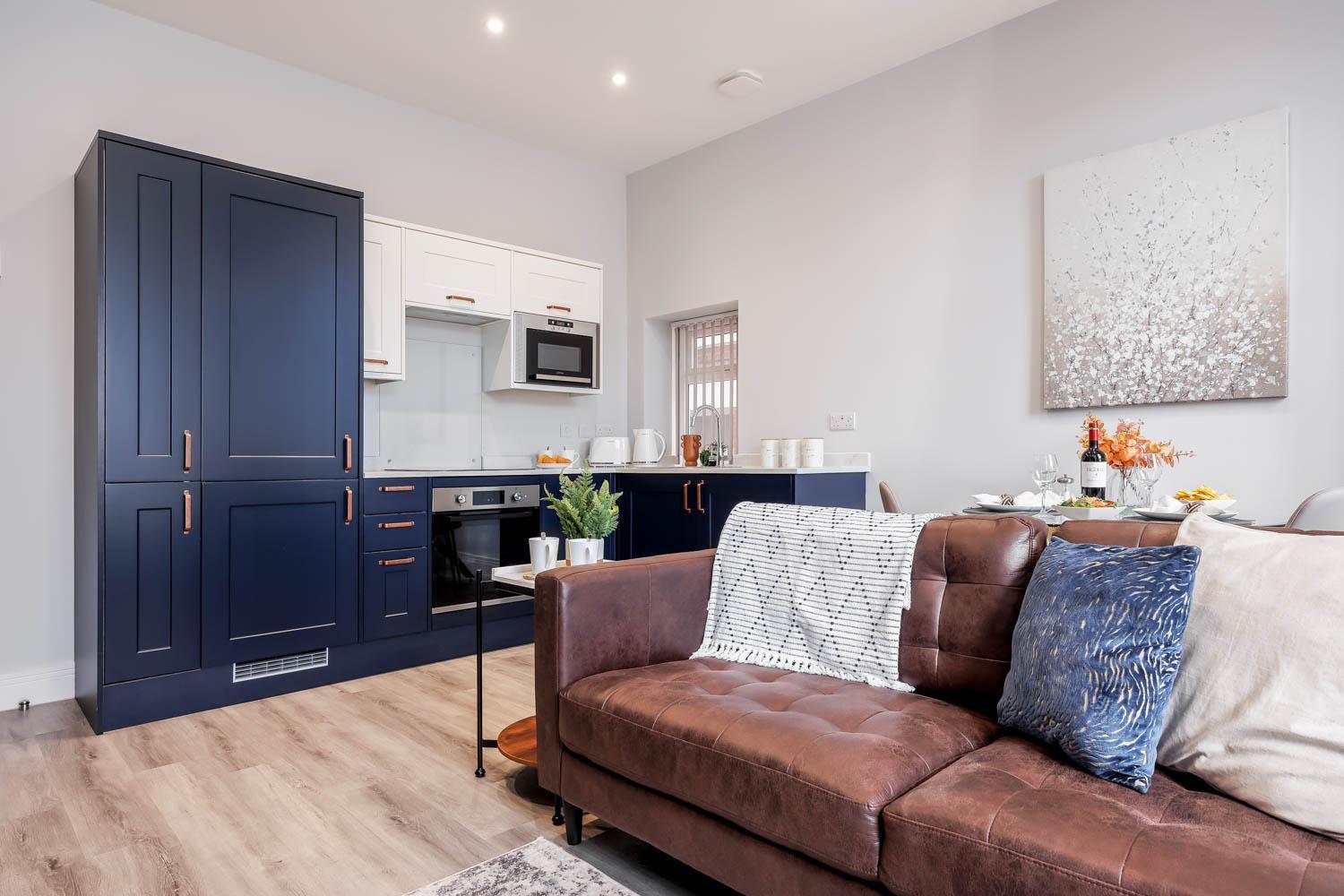 Sea Breeze - Pebbles Apartment Борнмът Екстериор снимка